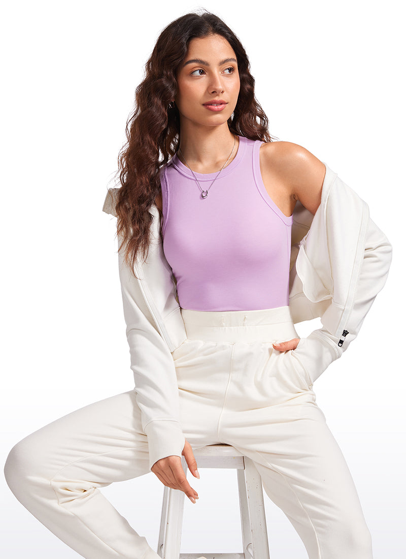 Geripptes Racerback-Tanktop mit hohem Halsausschnitt und Hüftlänge